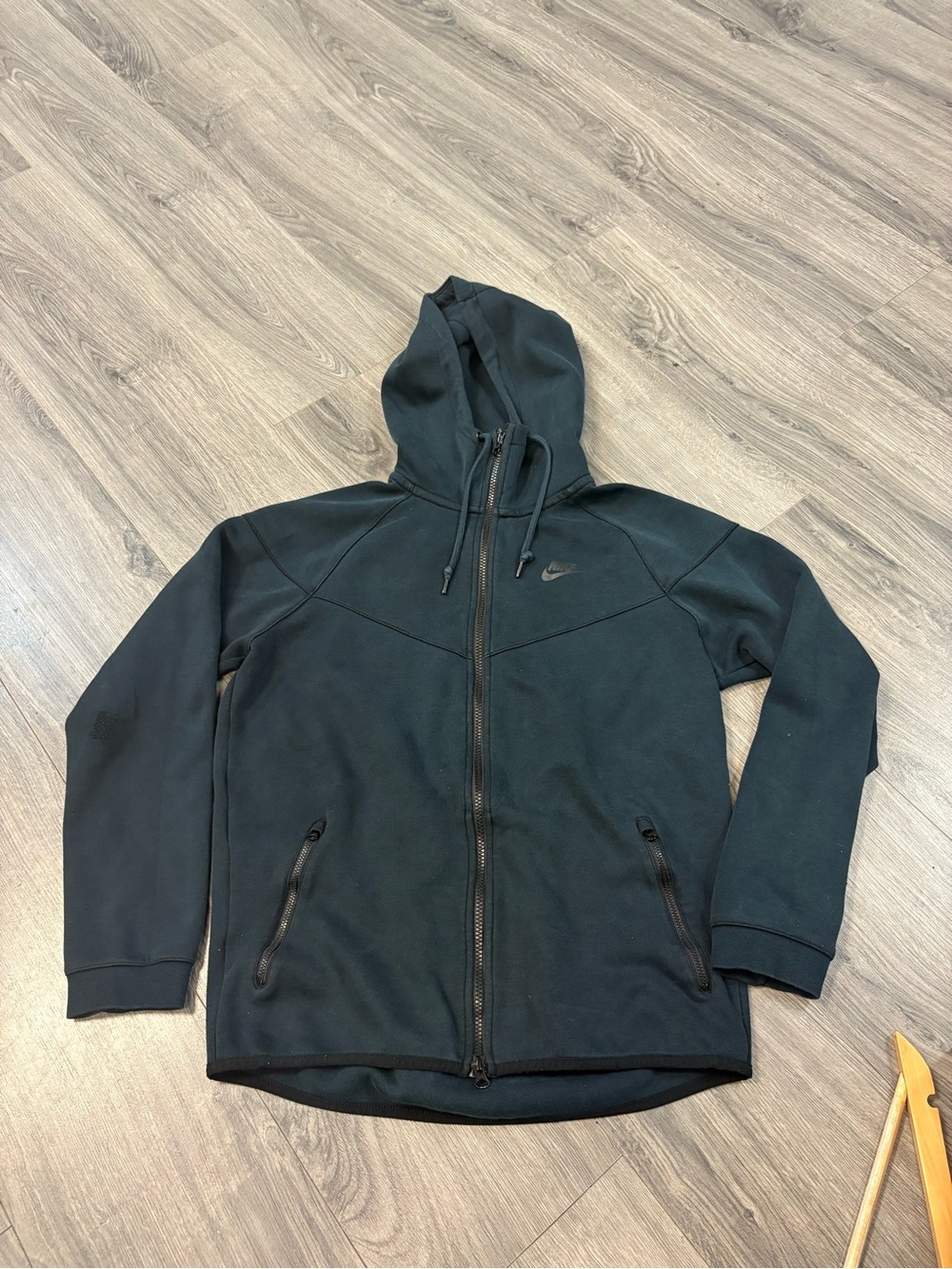 Nike tech Black Full-Zip Hooded Jacket